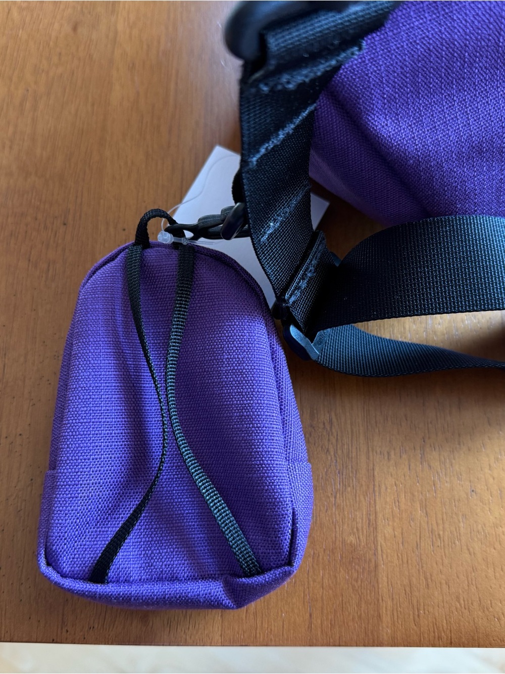 Vans Purple Crossbody Bag with Front Zip Pocket with bag accessorie - Picture 6 of 9